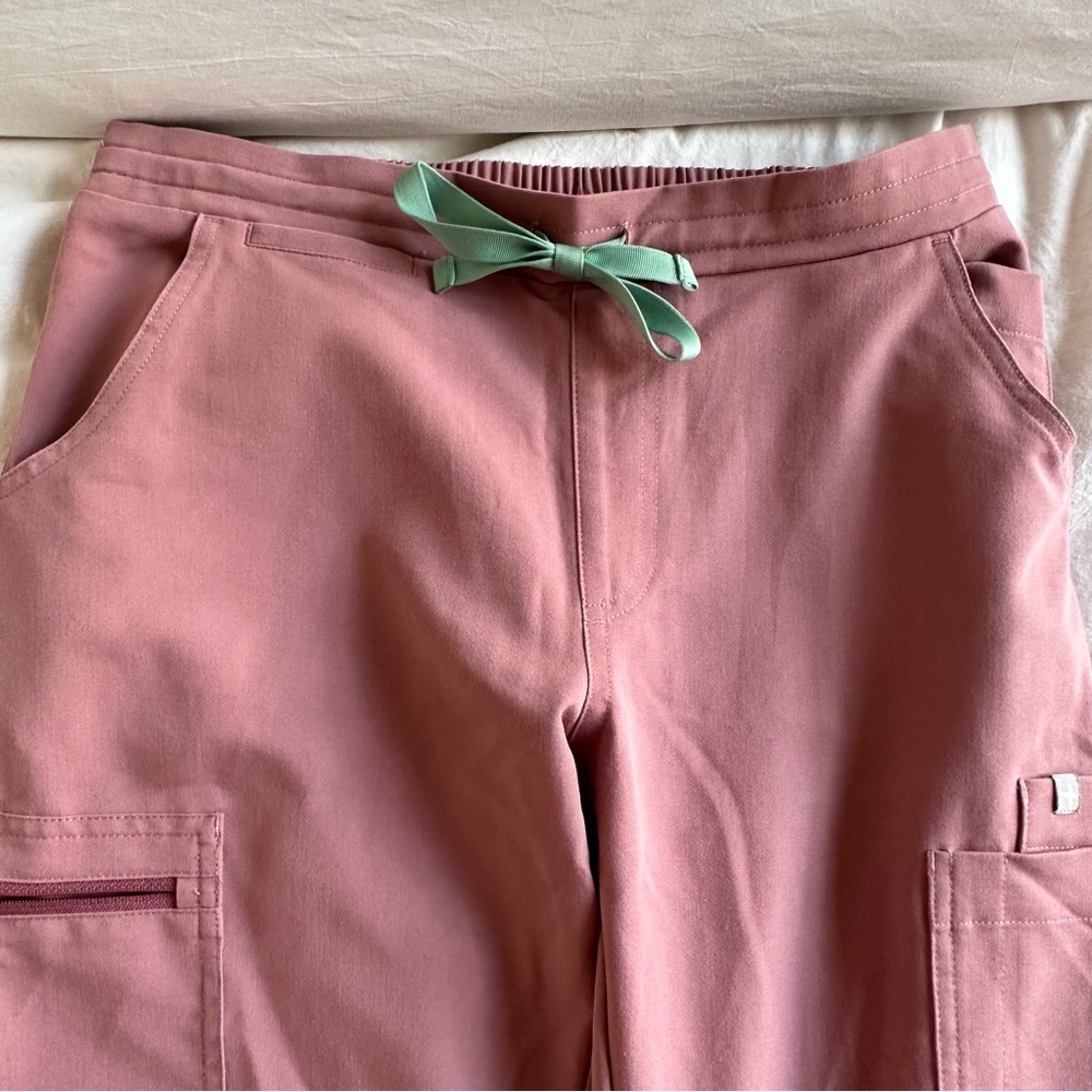 Figs women scrub pants skinny yola scrub pants size xs - Picture 2 of 4